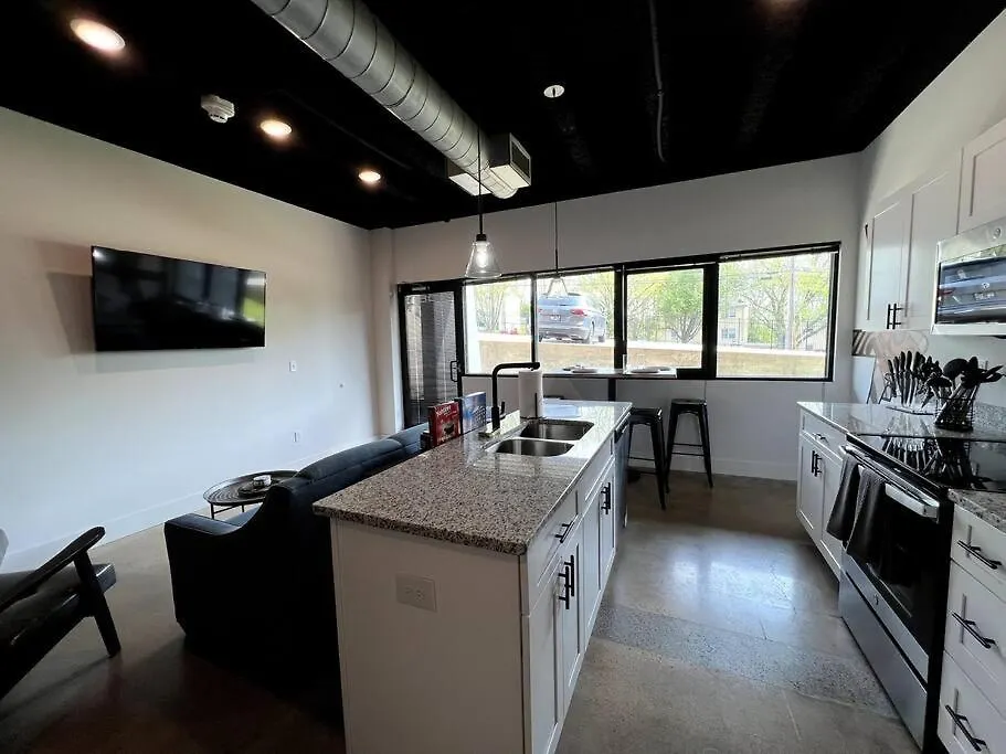 Bna Carpet Condo - 4 Miles To Dt Nashville United States